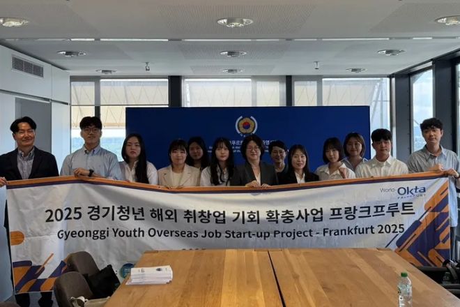 Generalkonsulin veranstaltet Gesprächsrunde für Jugendliche aus Gyeonggi zum Thema Arbeitsaufnahme und Existenzgründung im Ausland (30. Juli)